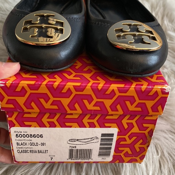 Authentic Tory Burch Classic Reva - Picture 8 of 8